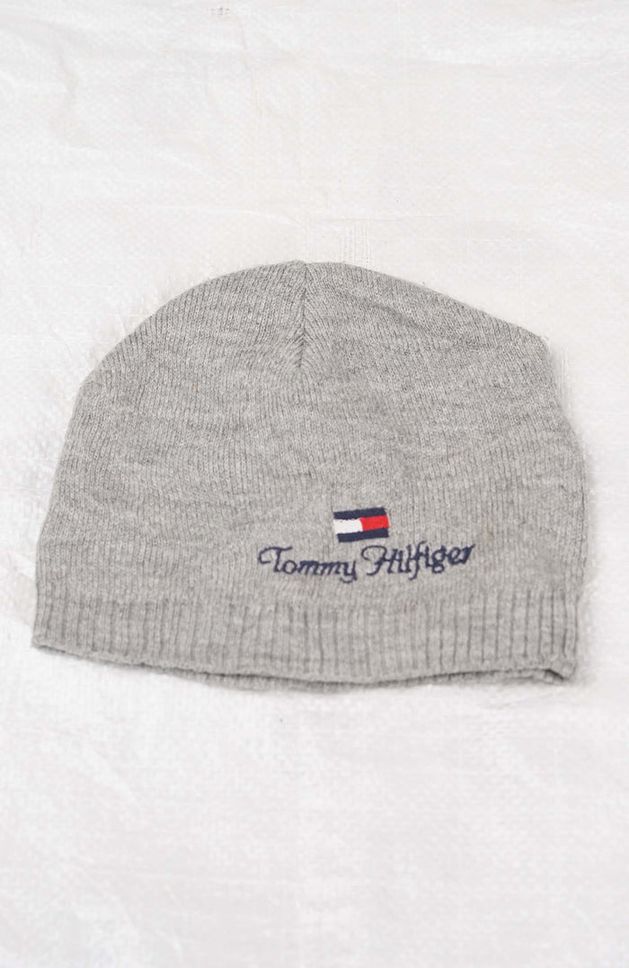 VINTAGE TOMMY HILFIGER SKULL BEANIE