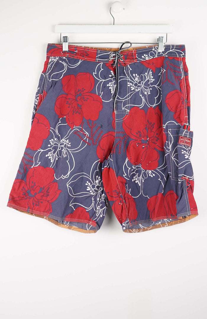 VINTAGE TOMMY HILFIGER BOARD SHORTS W36