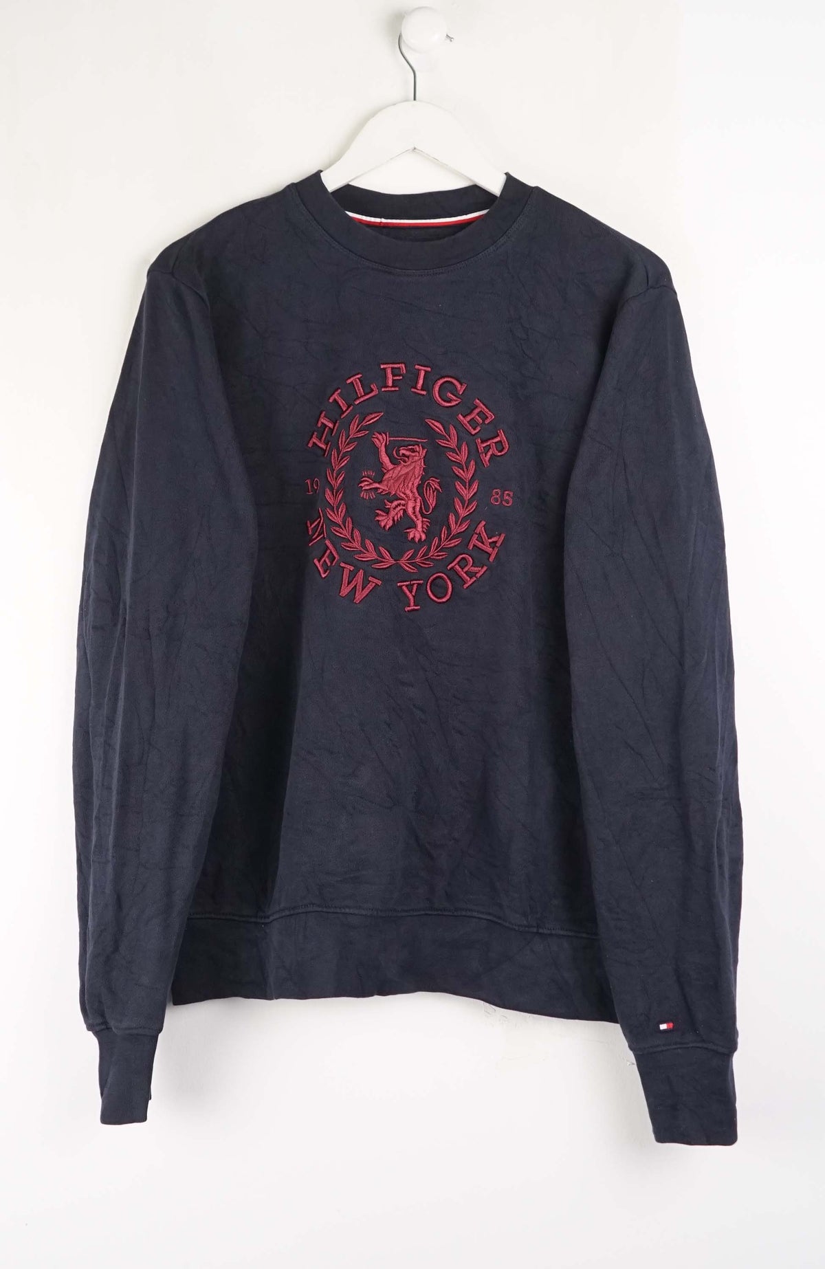 VINTAGE TOMMY HILFIGER NEW YORK SWEATER (L)