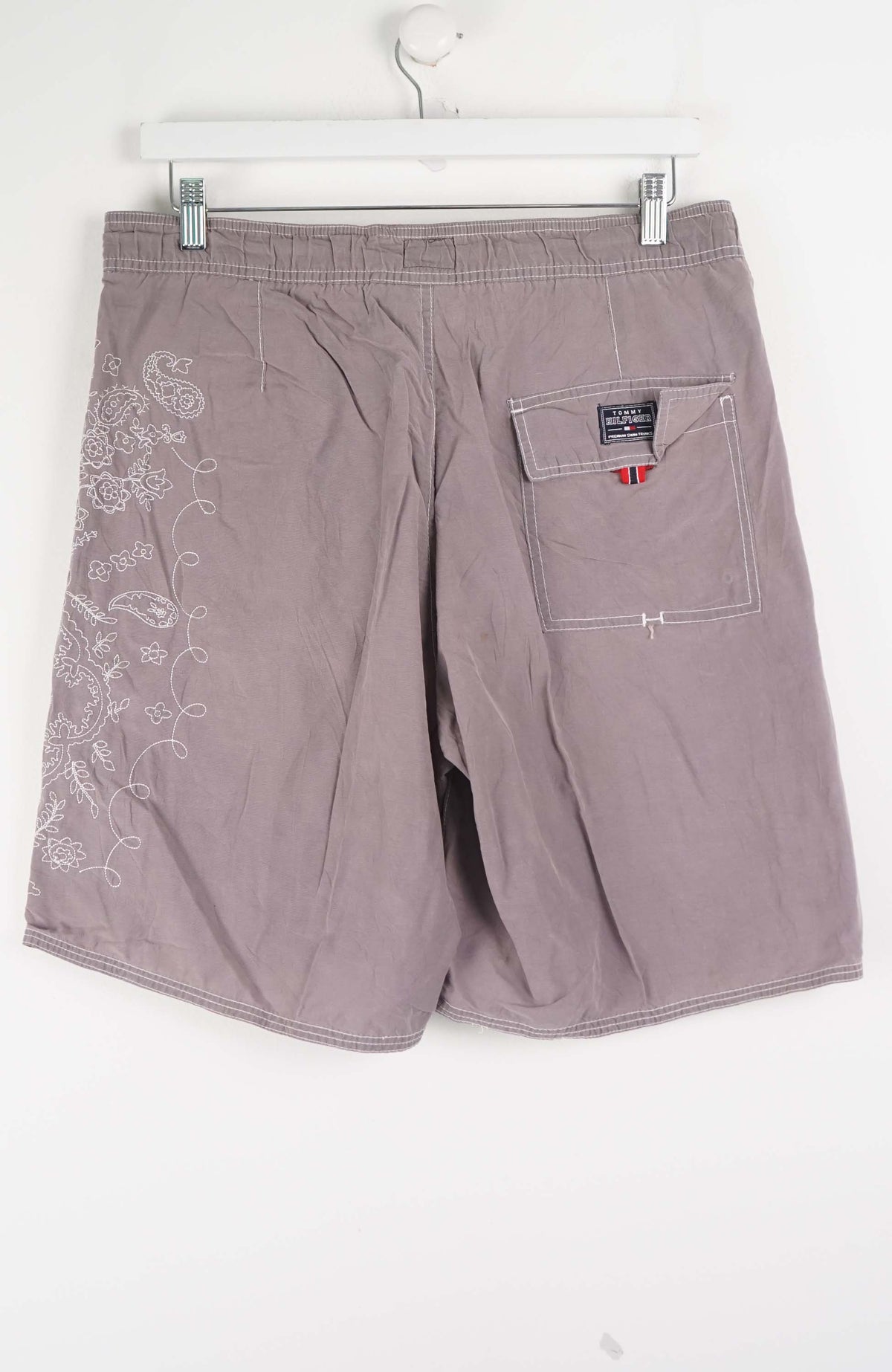 VINTAGE TOMMY HILFIGER SURF BOARD SHORTS W33