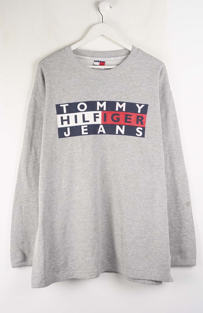VINTAGE TOMMY HILFIGER SWEATER (XL)