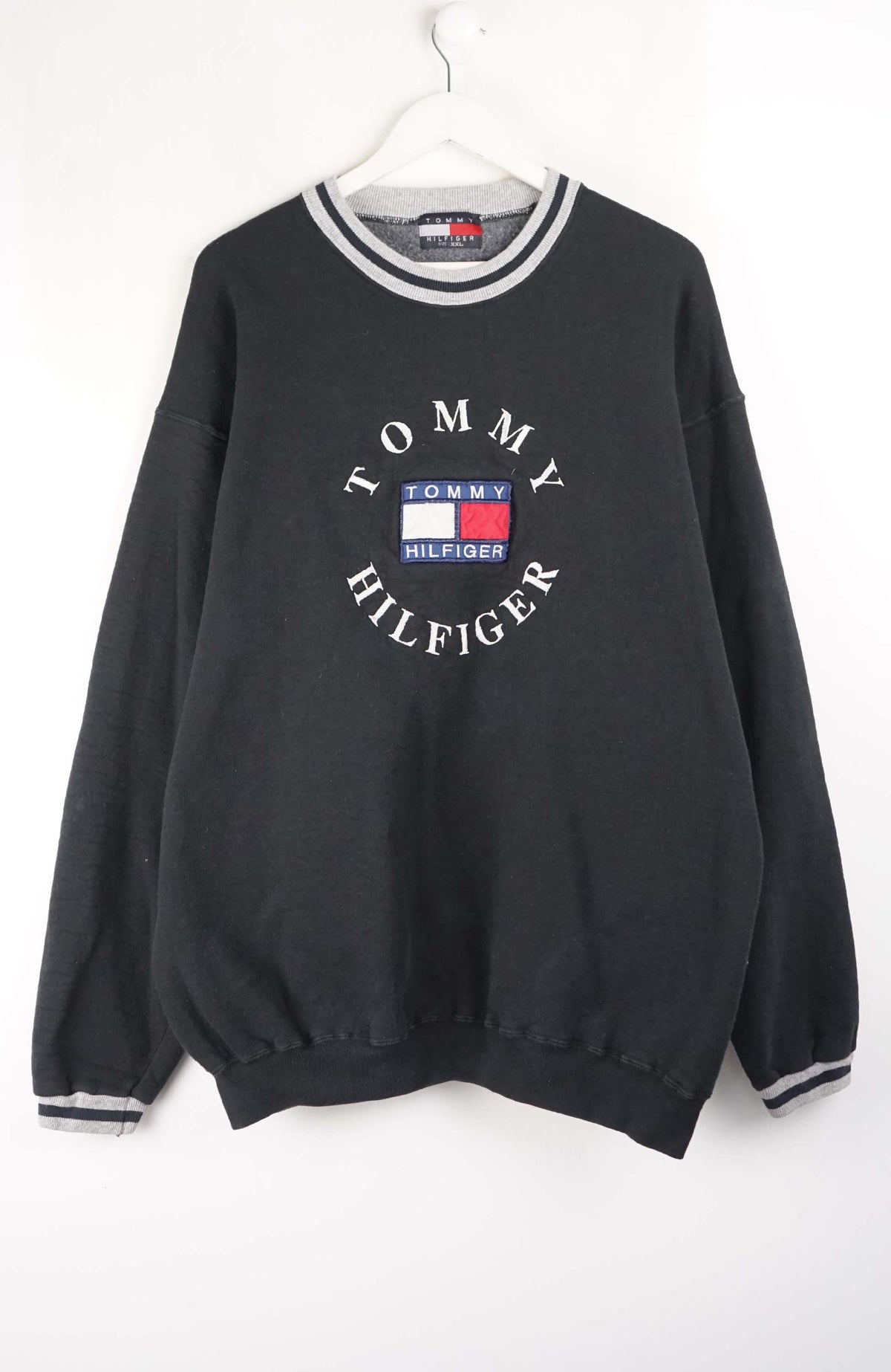 VINTAGE TOMMY HILFIGER SWEATER (XL)