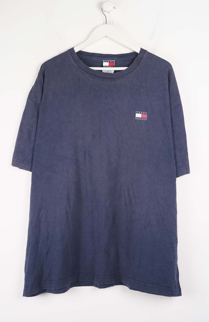 VINTAGE TOMMY HILFIGER T-SHIRT (XXL)