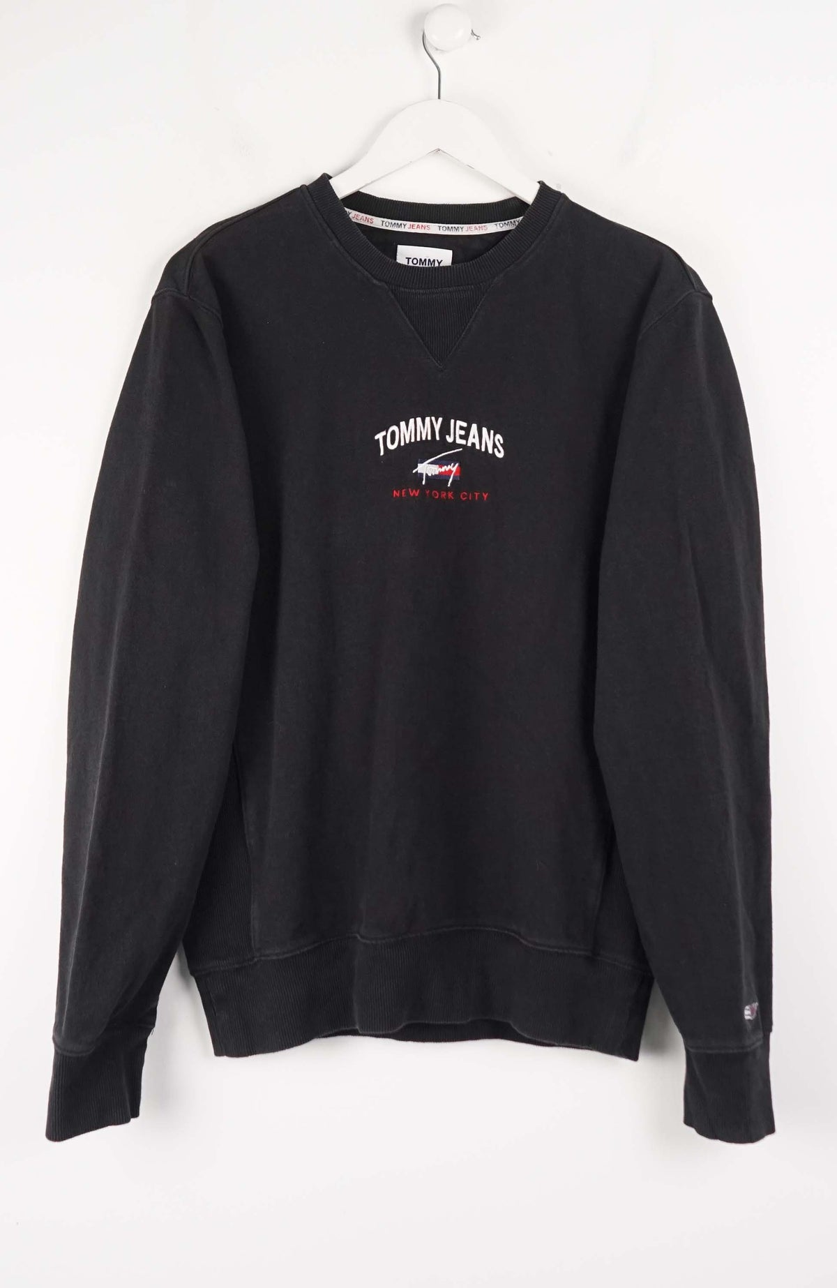 VINTAGE TOMMY JEANS SWEATER (S)