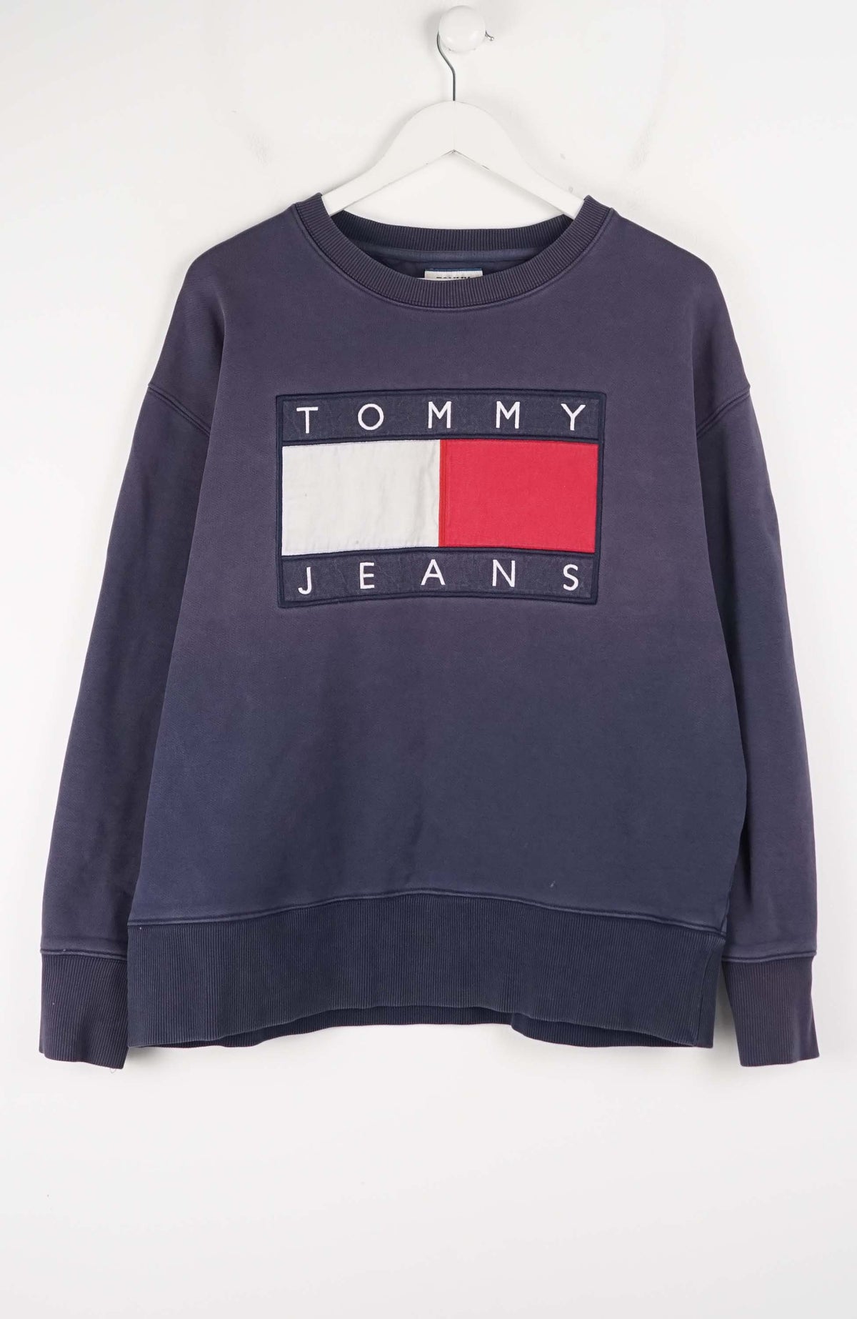 VINTAGE TOMMY HILFIGER SWEATER (L)