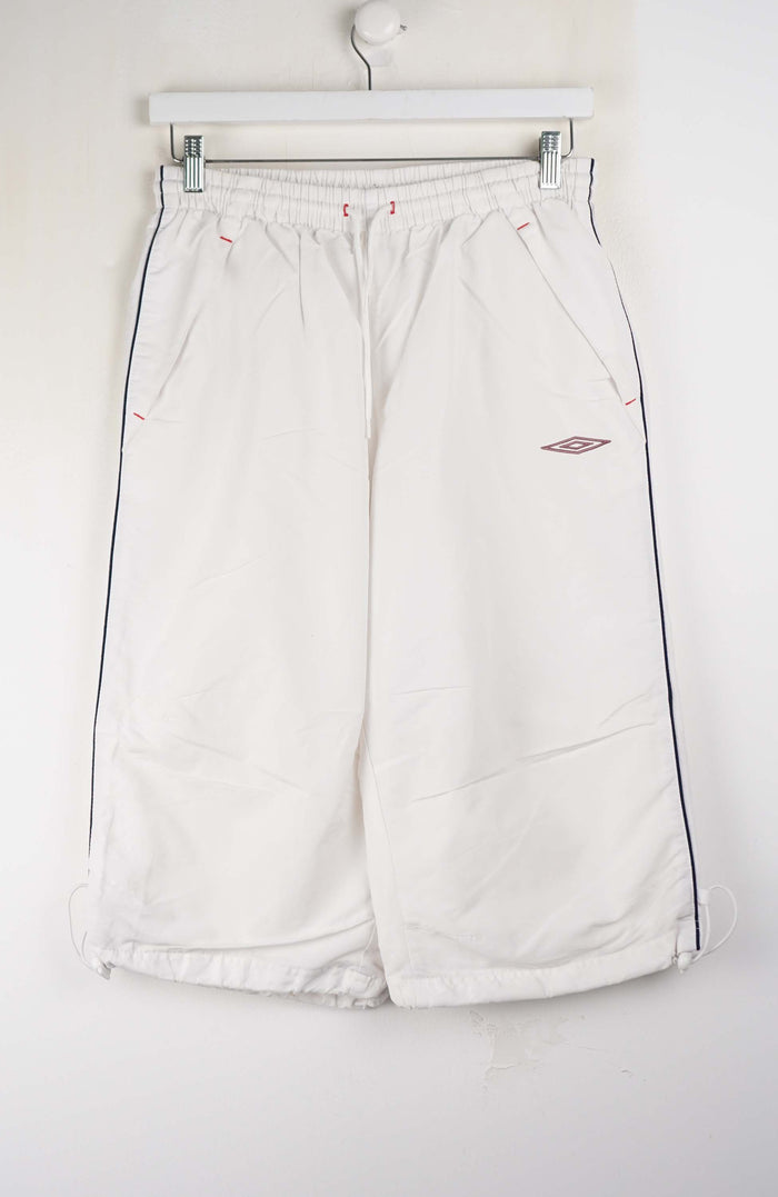 VINTAGE UMBRO 3/4 TRACK PANT SHORTS (S)