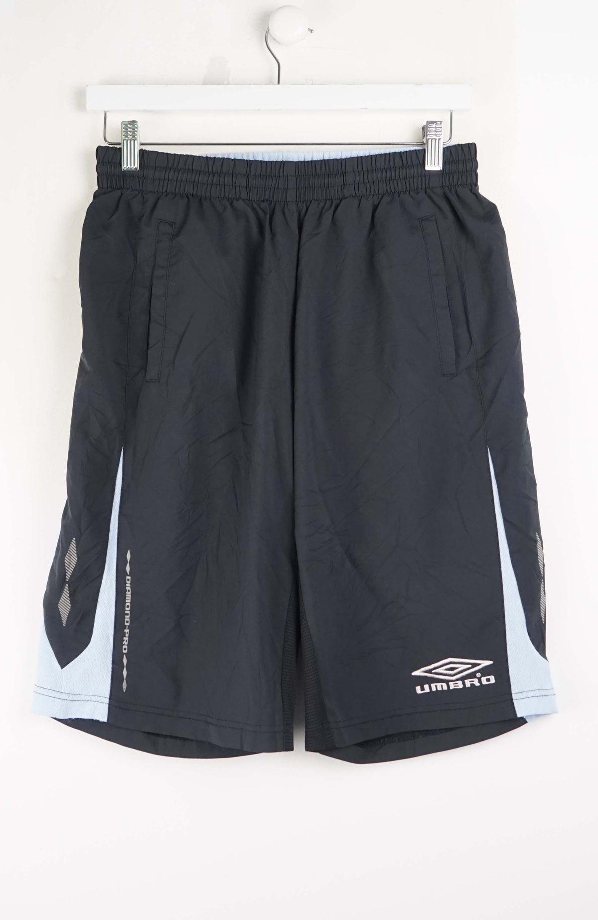 VINTAGE UMBRO ACTIVE SHORTS W28