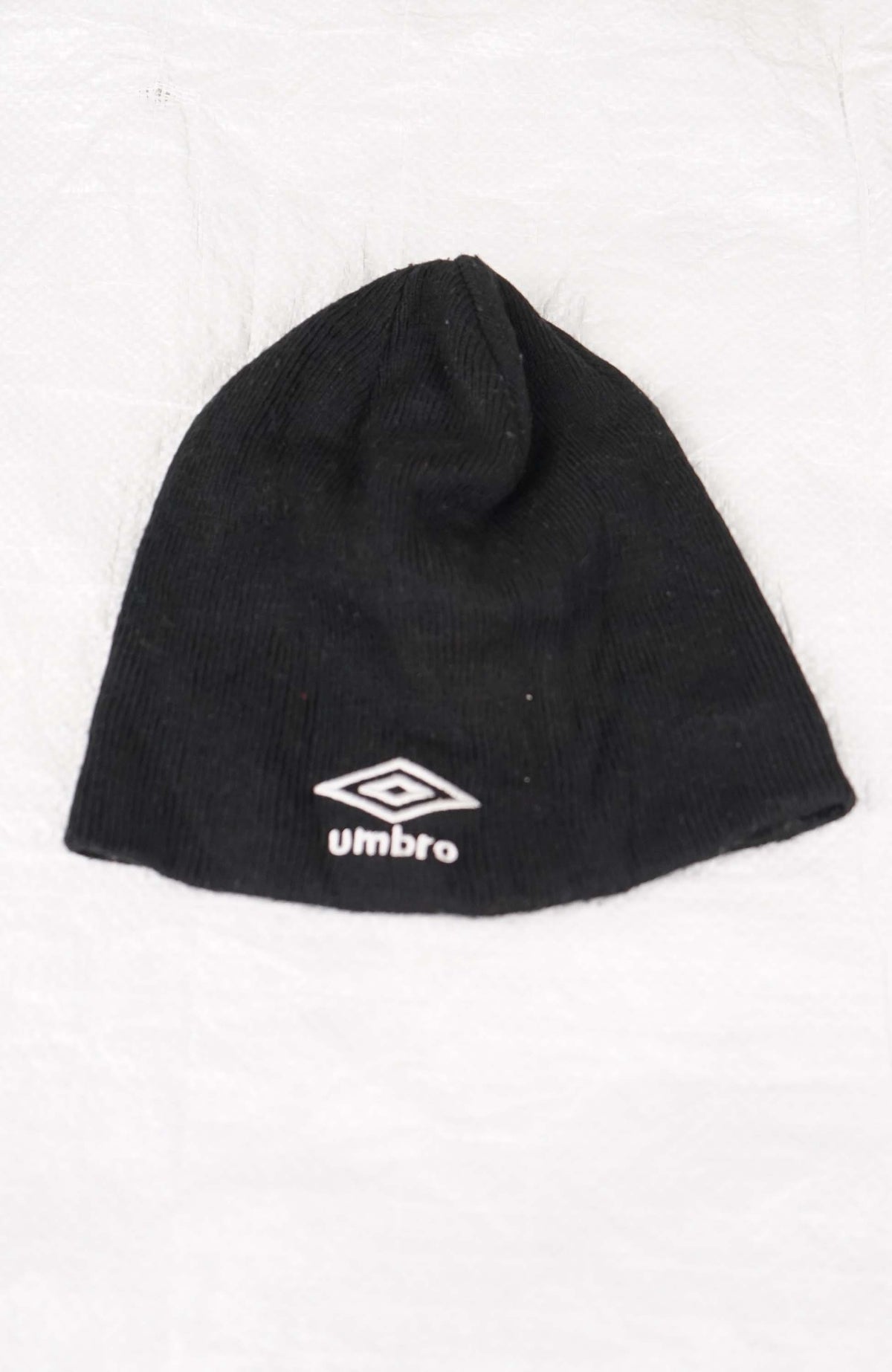 VINTAGE UMBRO SKULL BEANIE