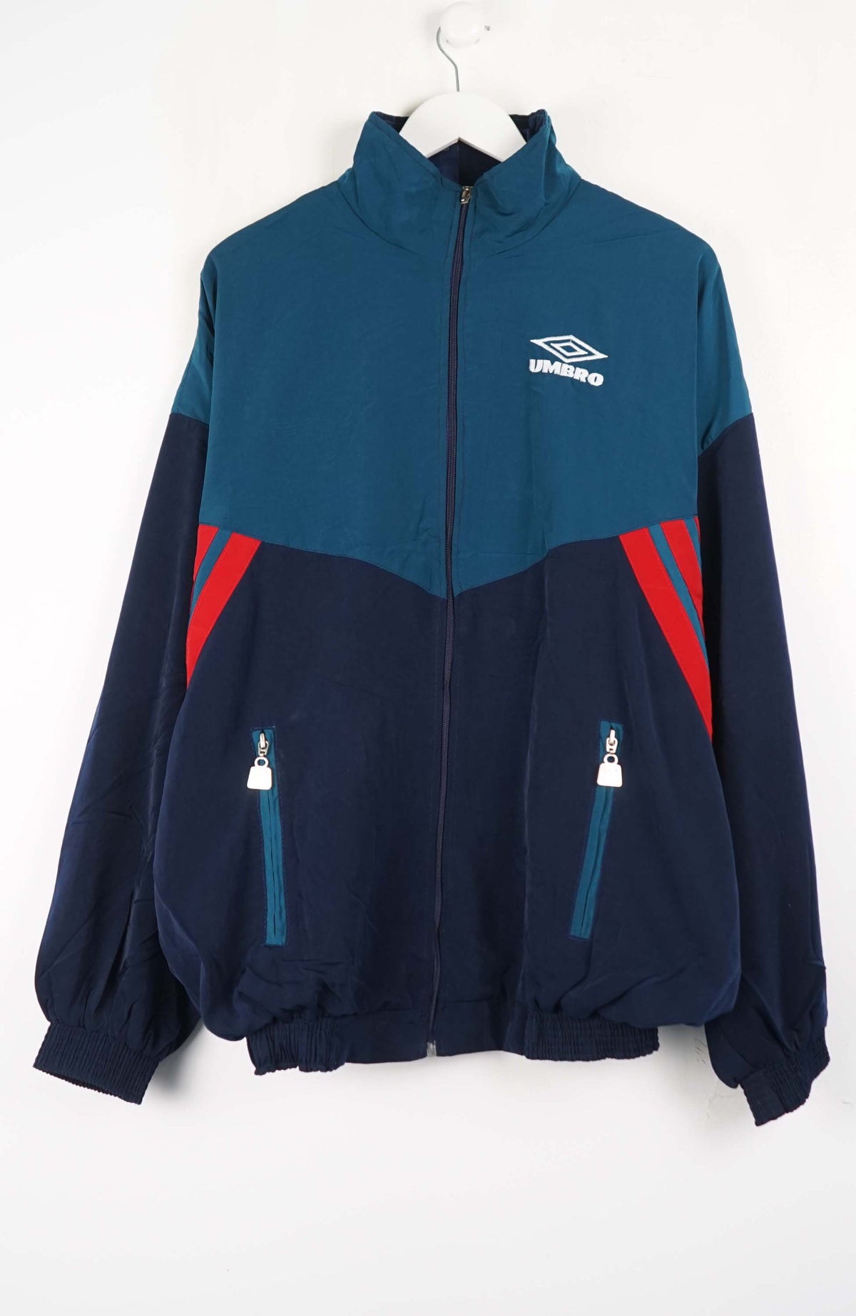 VINTAGE UMBRO WINDBREAKER (XL)