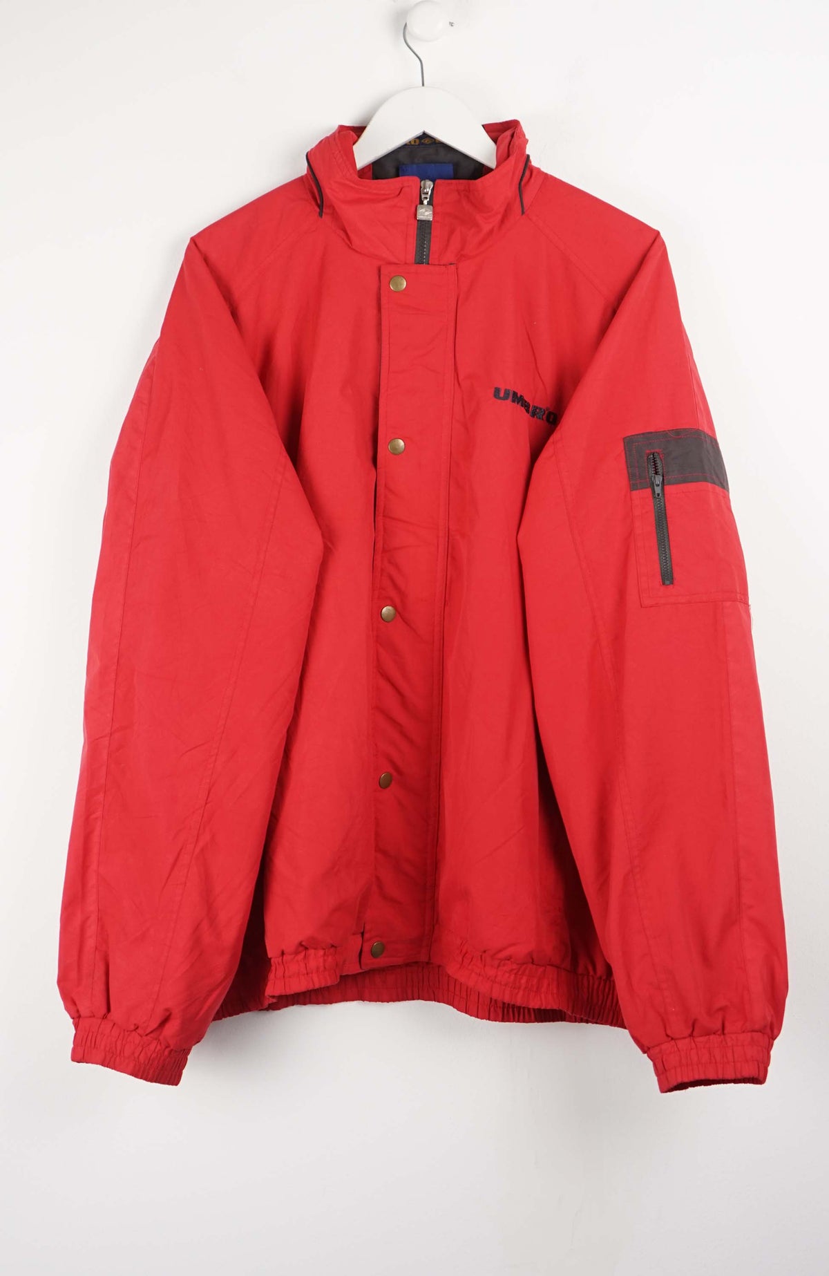 VINTAGE UMBRO WINDBREAKER (XXL)