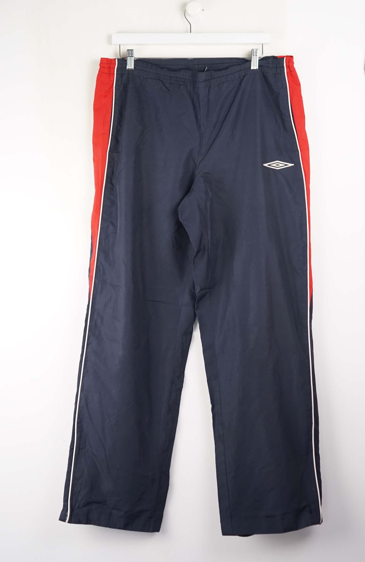 VINTAGE UMBRO TRACK PANTS (XL)