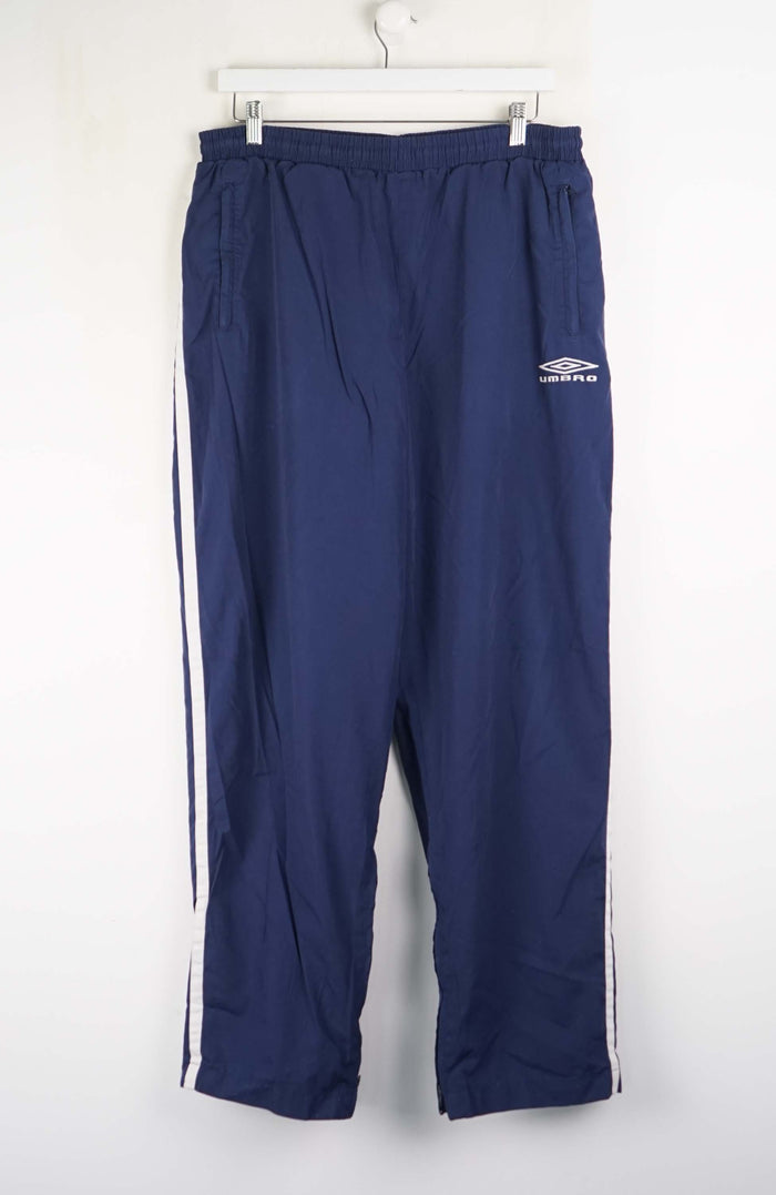 VINTAGE UMBRO TRACK PANTS (L)