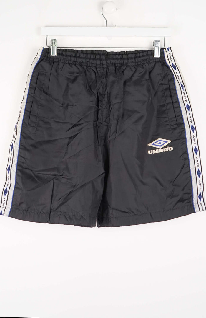 VINTAGE UMBRO TRACK PANT SHORTS (M)