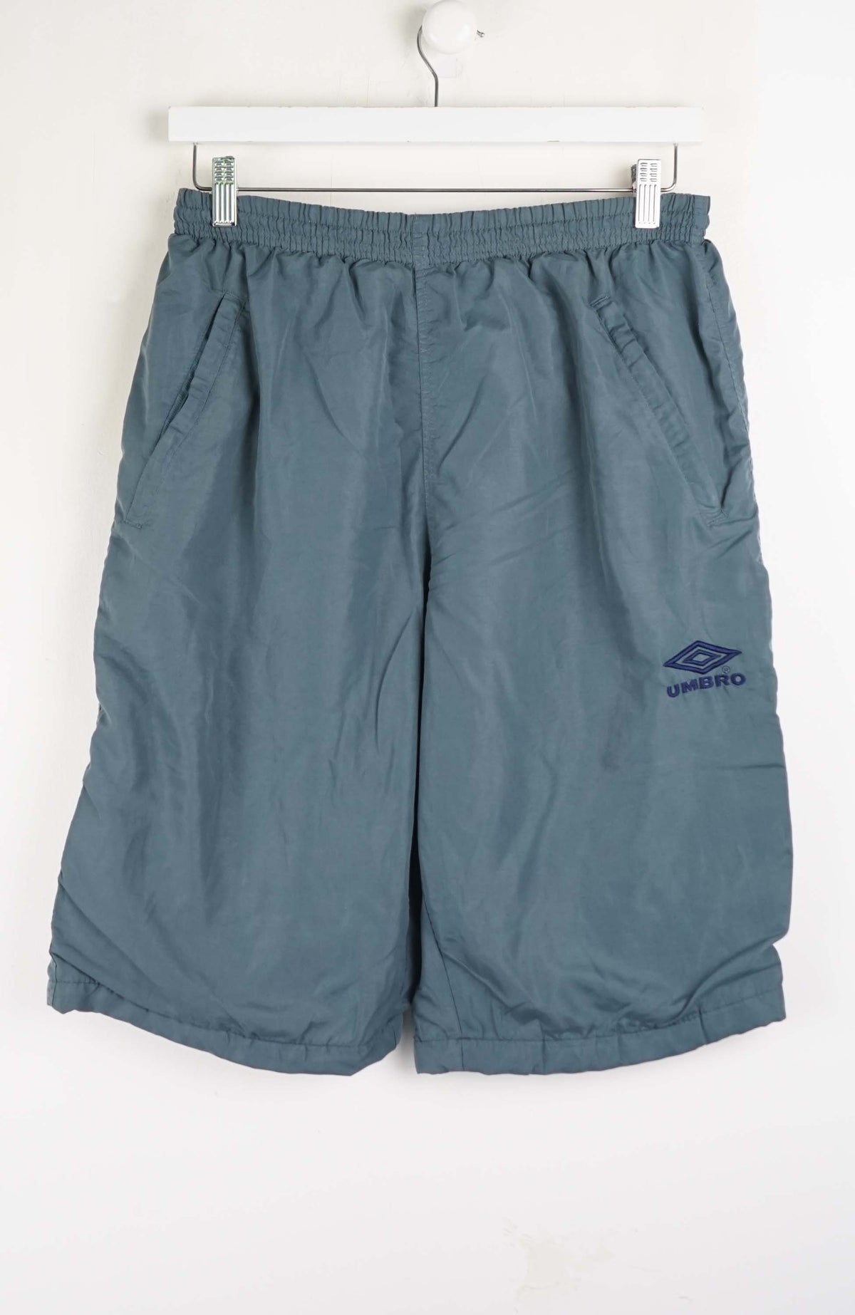 VINTAGE UMBRO TRACK PANT SHORTS (XS)