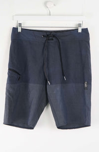 VINTAGE VOLCOM MOD TECH BOARD SHORTS W32