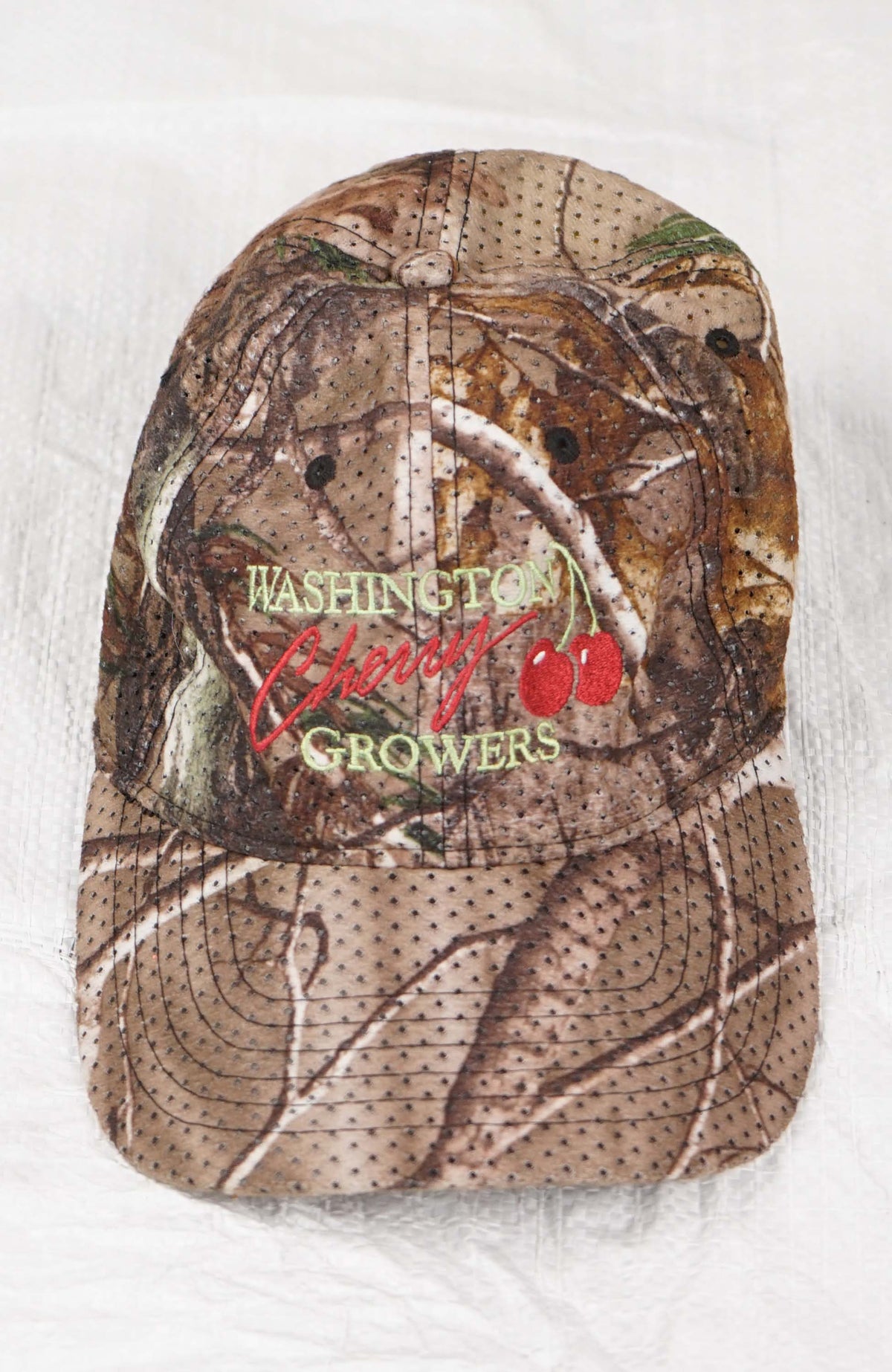 VINTAGE WASHINGTON CHERY GROWERS  REAL TREE HAT