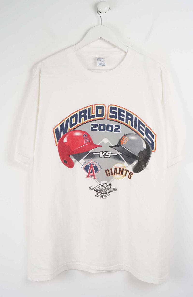 VINTAGE WORLD SERIES ANGELS VS GIANTS 2002 T-SHIRT (XL)