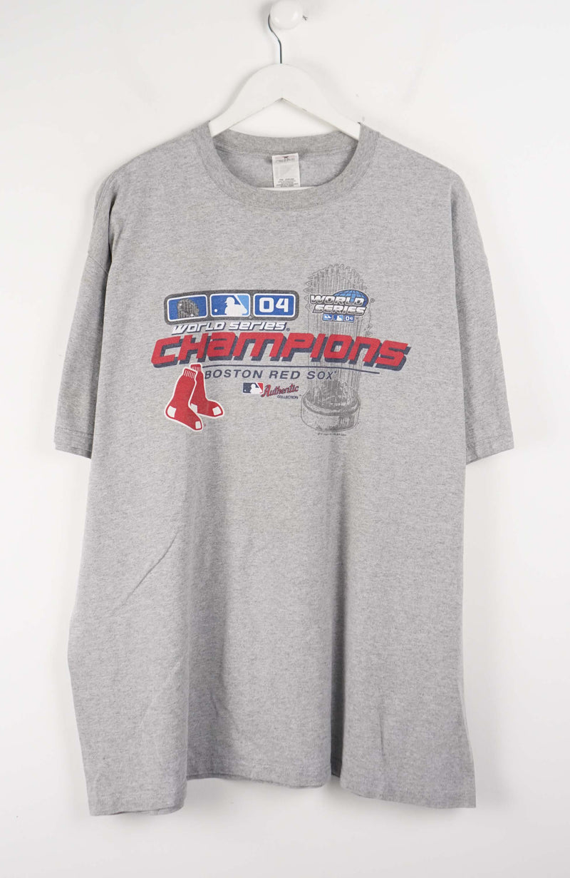 VINTAGE WORLD SERIES BOSTON RED SOX CHAMPIONS T-SHIRT (XXL)