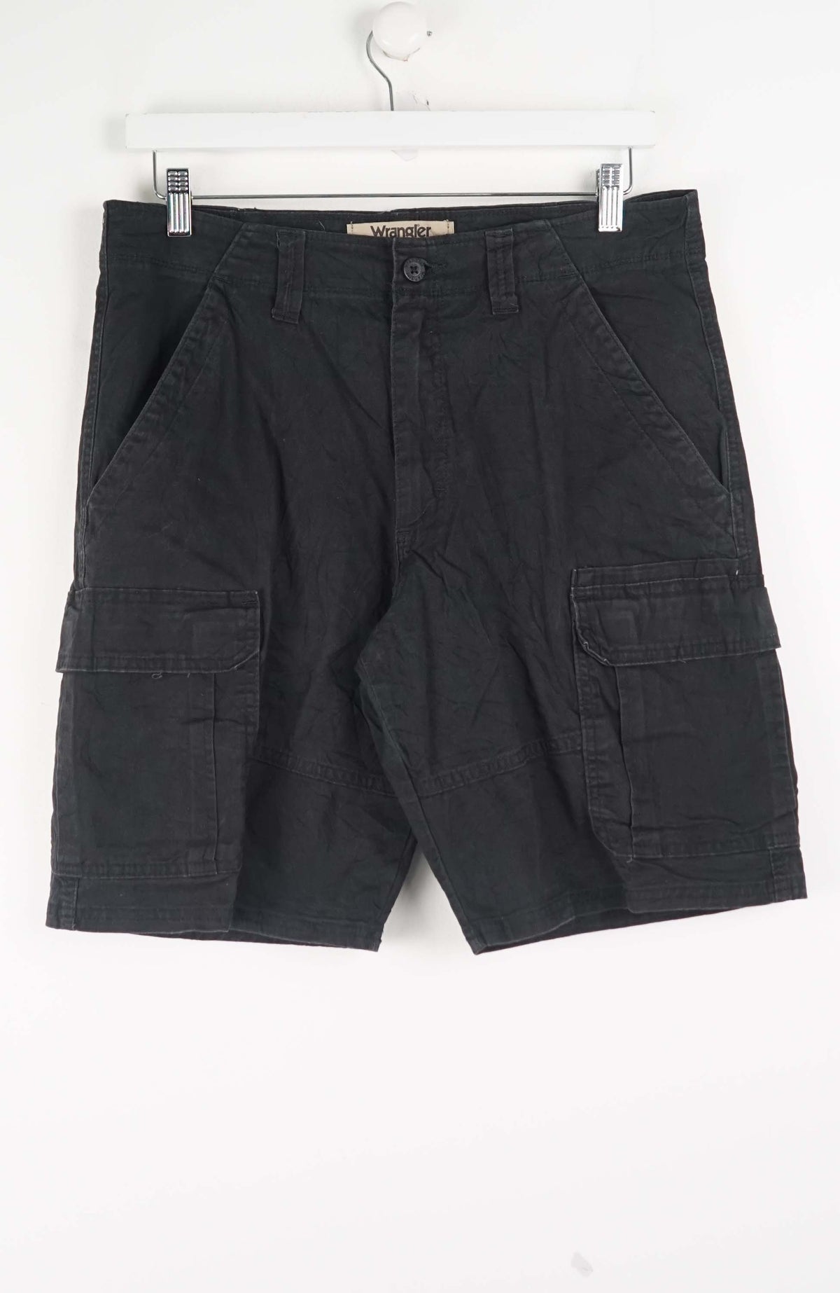VINTAGE WRANGLER CARGO SHORTS W32