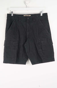 VINTAGE WRANGLER CARGO SHORTS W32