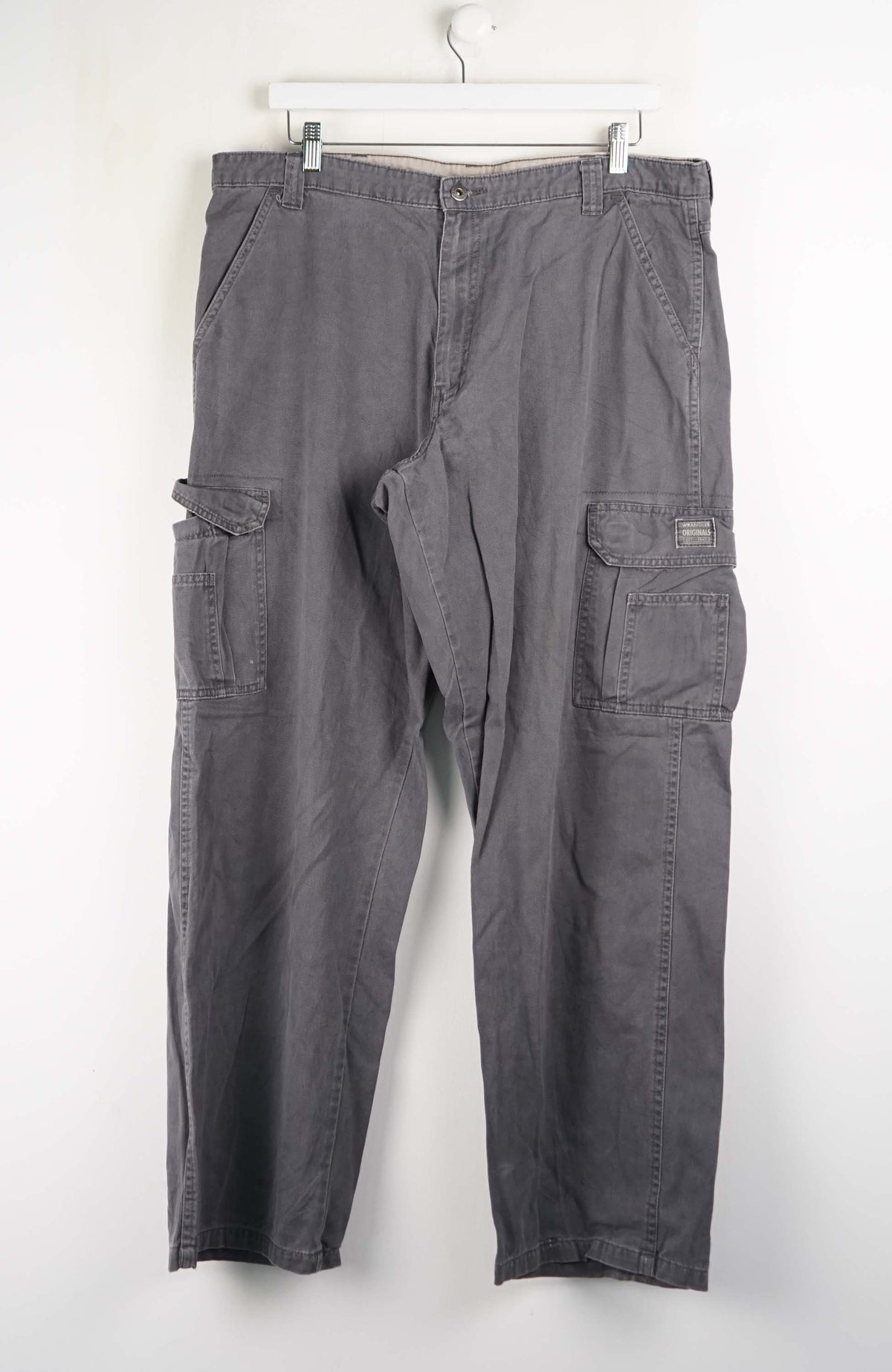 VINTAGE WRANGLER CARGO PANTS W38