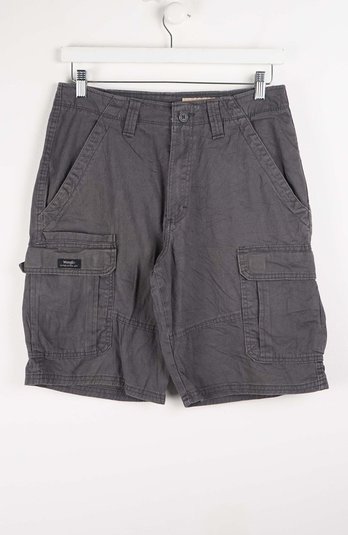 VINTAGE WRANGLER CARGO SHORTS W25
