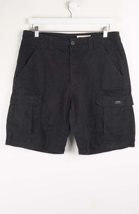 VINTAGE WRANGLER CARGO SHORTS W32