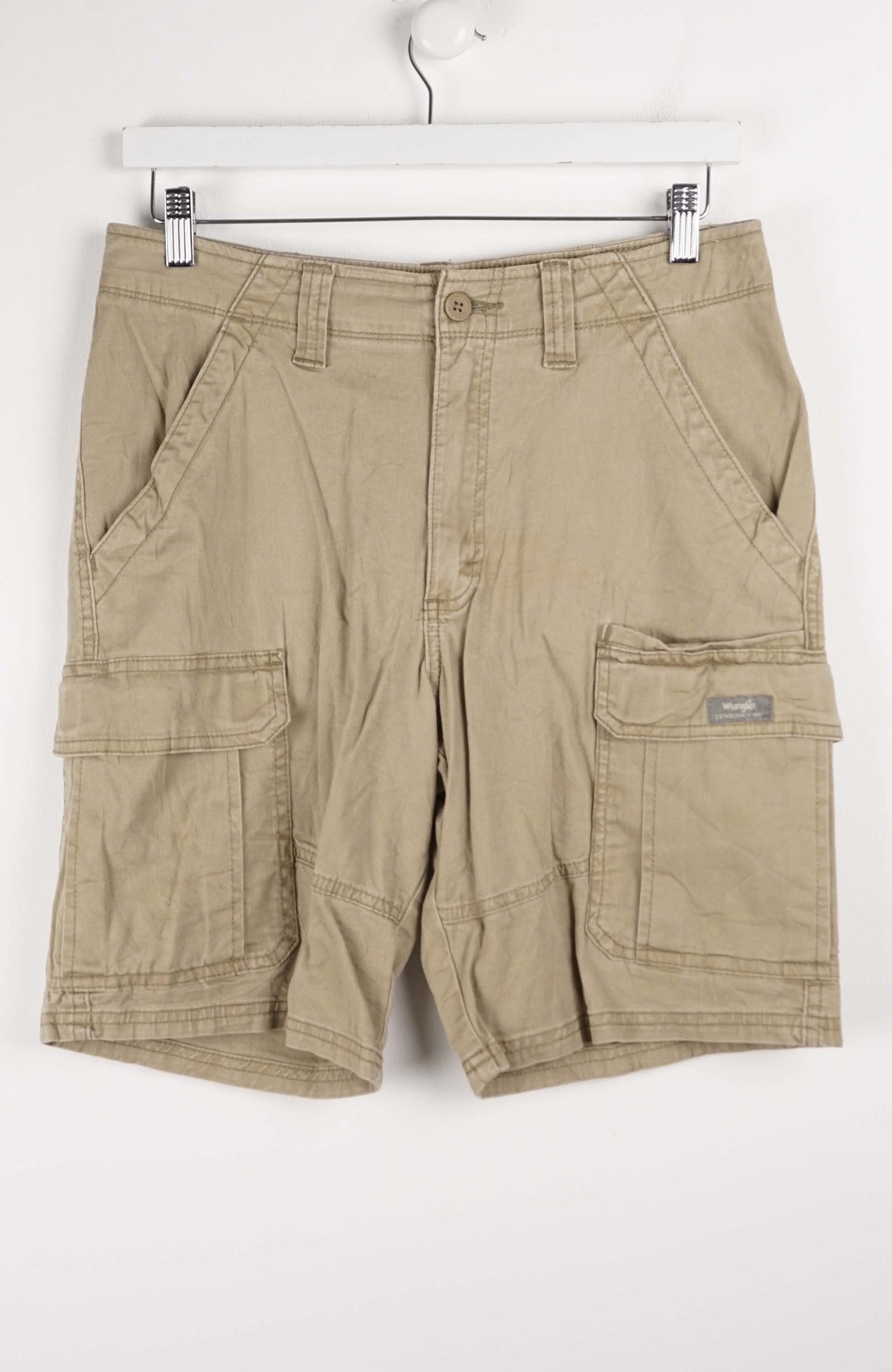 VINTAGE WRANGLER CARGO SHORTS W32
