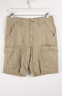 VINTAGE WRANGLER CARGO SHORTS W32
