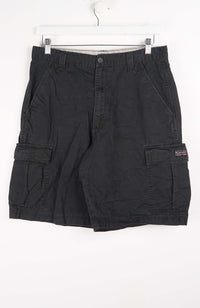 VINTAGE WRANGLER CARGO SHORTS W32