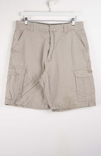 VINTAGE WRANGLER CARGO SHORTS W34