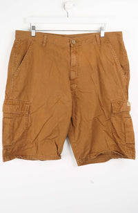 VINTAGE WRANGLER CARGO SHORTS W38