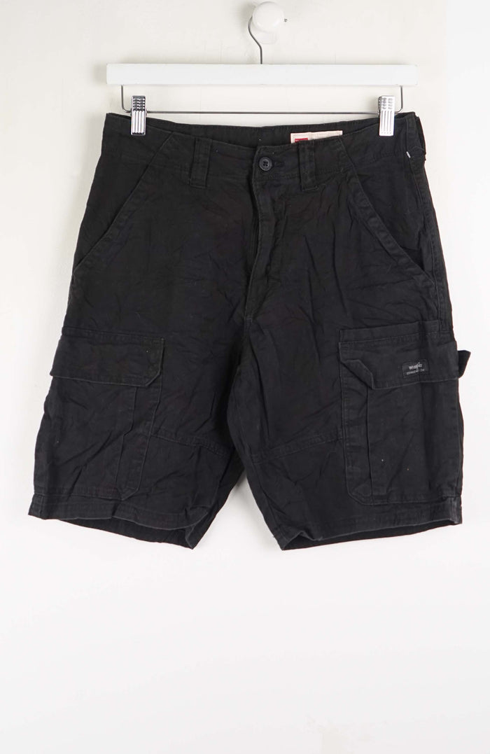 VINTAGE WRANGLER CARGO SHORTS W30