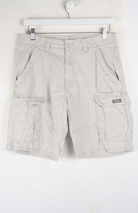 VINTAGE WRANGLER CARGO SHORTS W31