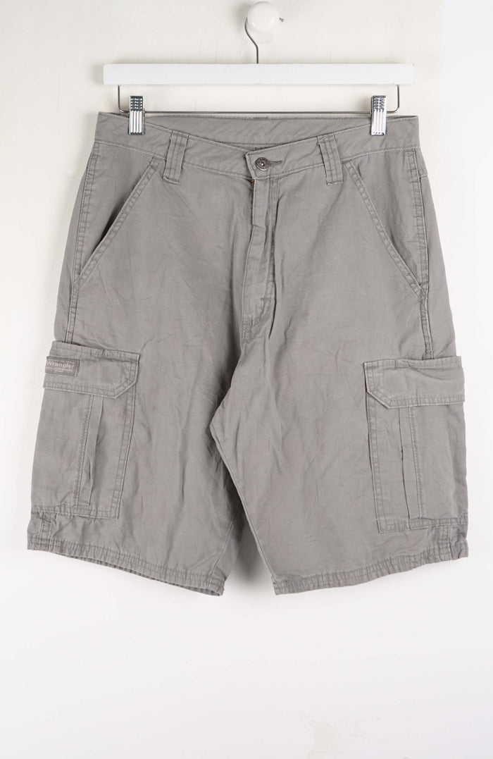 VINTAGE WRANGLER CARGO SHORTS W31