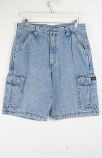 VINTAGE WRANGLER CARGO SHORTS W32