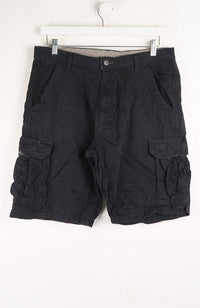 VINTAGE WRANGLER CARGO SHORTS W33