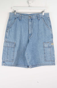 VINTAGE WRANGLER CARGO SHORTS W34