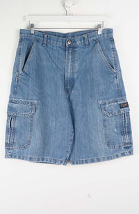 VINTAGE WRANGLER CARGO SHORTS W34