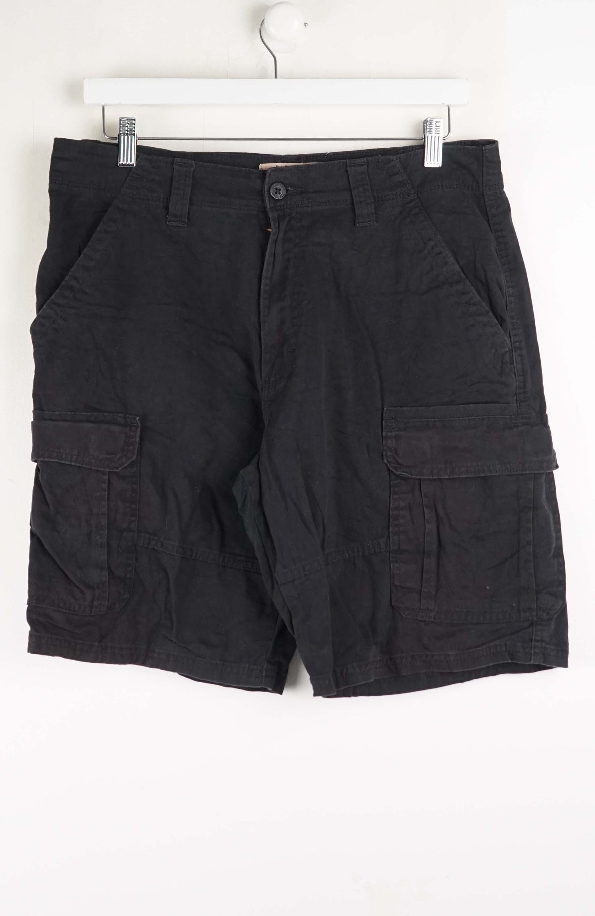 VINTAGE WRANGLER CARGO SHORTS W34