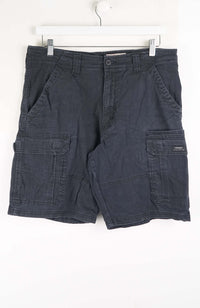 VINTAGE WRANGLER CARGO SHORTS W34