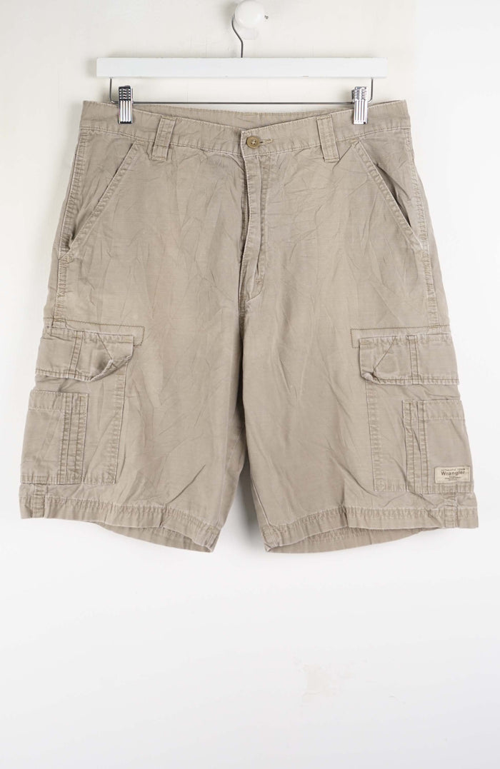 VINTAGE WRANGLER CARGO SHORTS W34