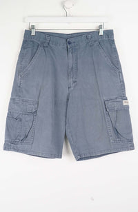 VINTAGE WRANGLER CARGO SHORTS W31