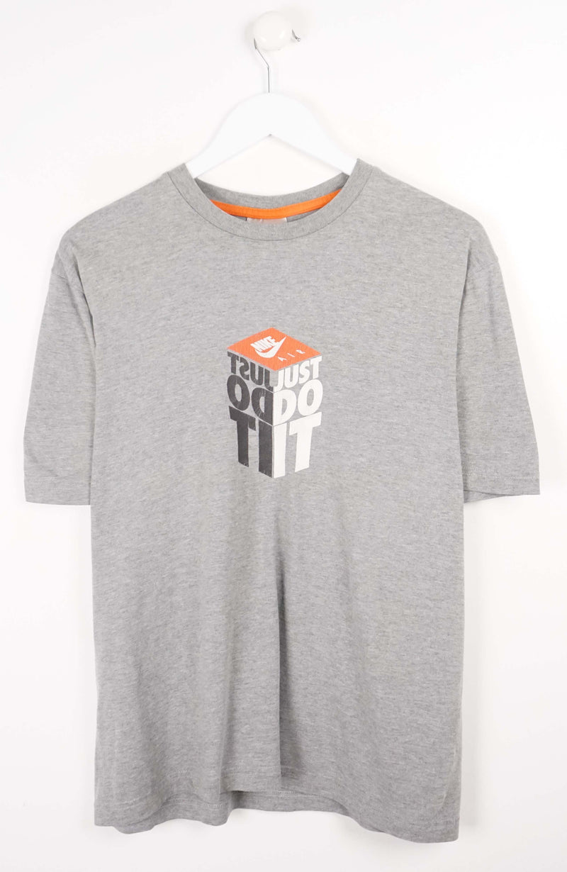 VINTAGE NIKE T-SHIRT (M)