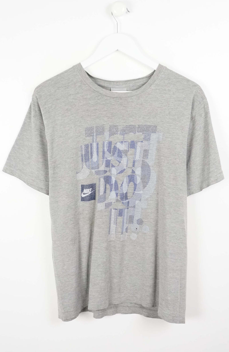 VINTAGE NIKE T-SHIRT (S)